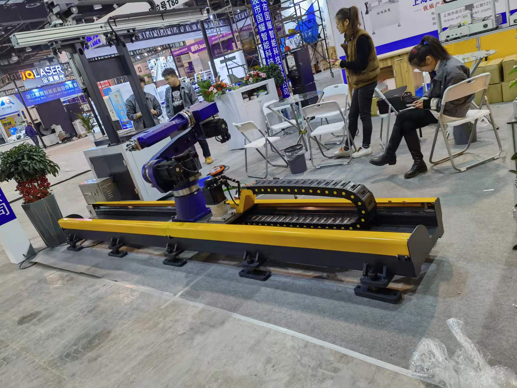 工業(yè)鋁型材